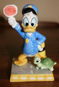 Figurine Donald Crossing Guard +