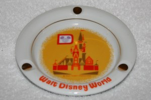 Kitchen Ashtray WDW +