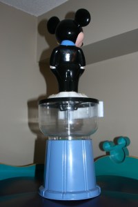 Mickey Gumball Machine 004