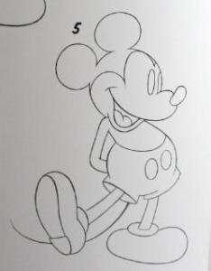Drawing Classic Mickey Body 5