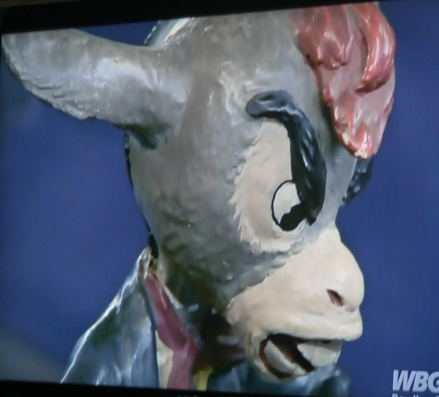 Pinocchio figurine 001