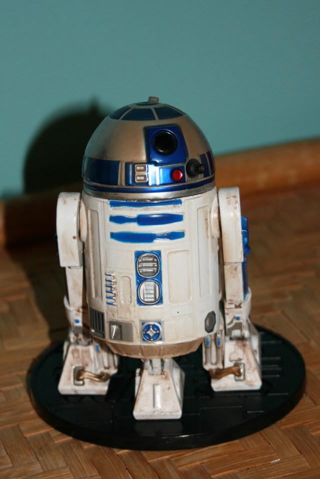r2d2-die-cast-1