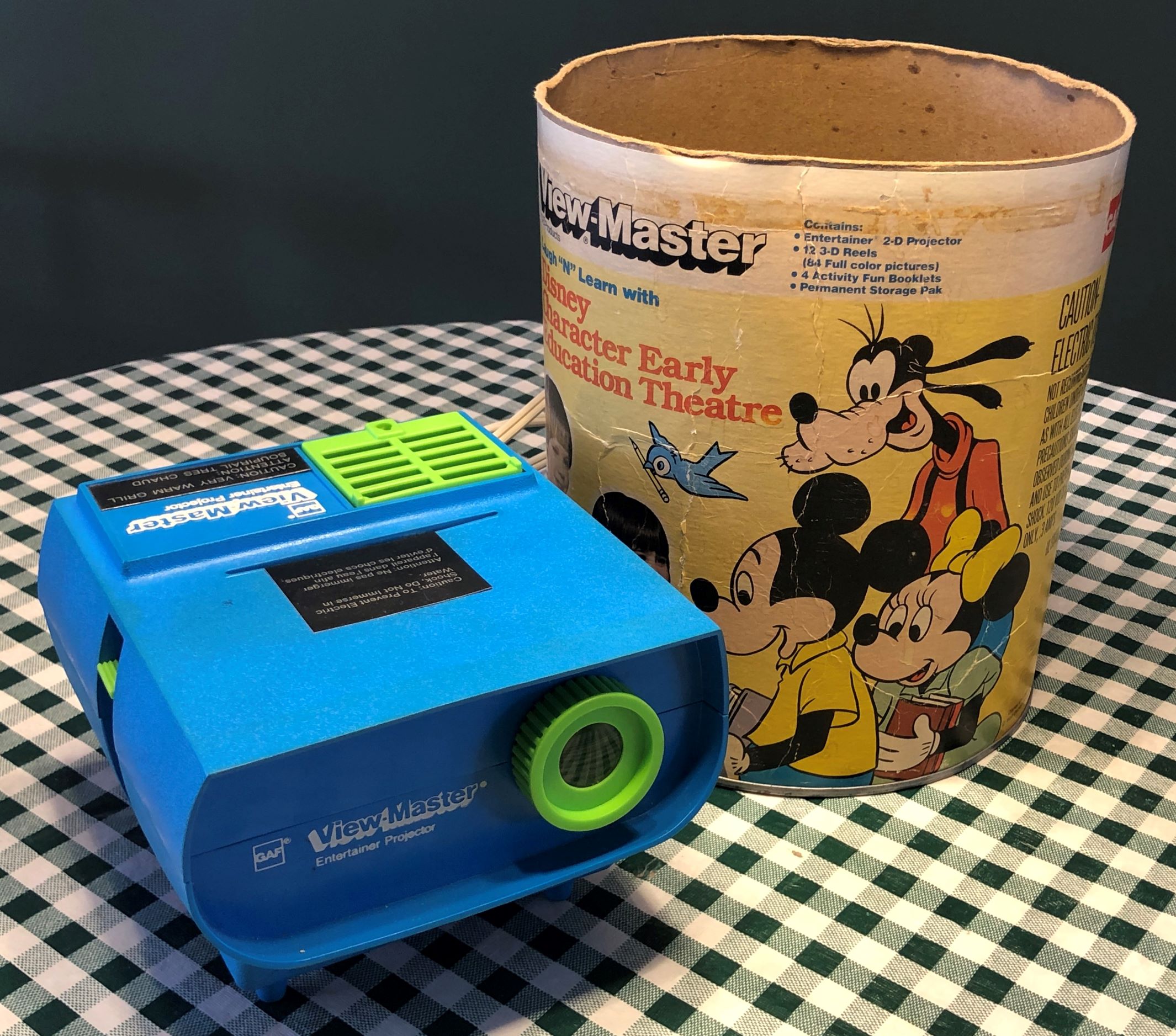 View-Master Disney Character Early Education Theatre View-Master Gift Set  1970s
